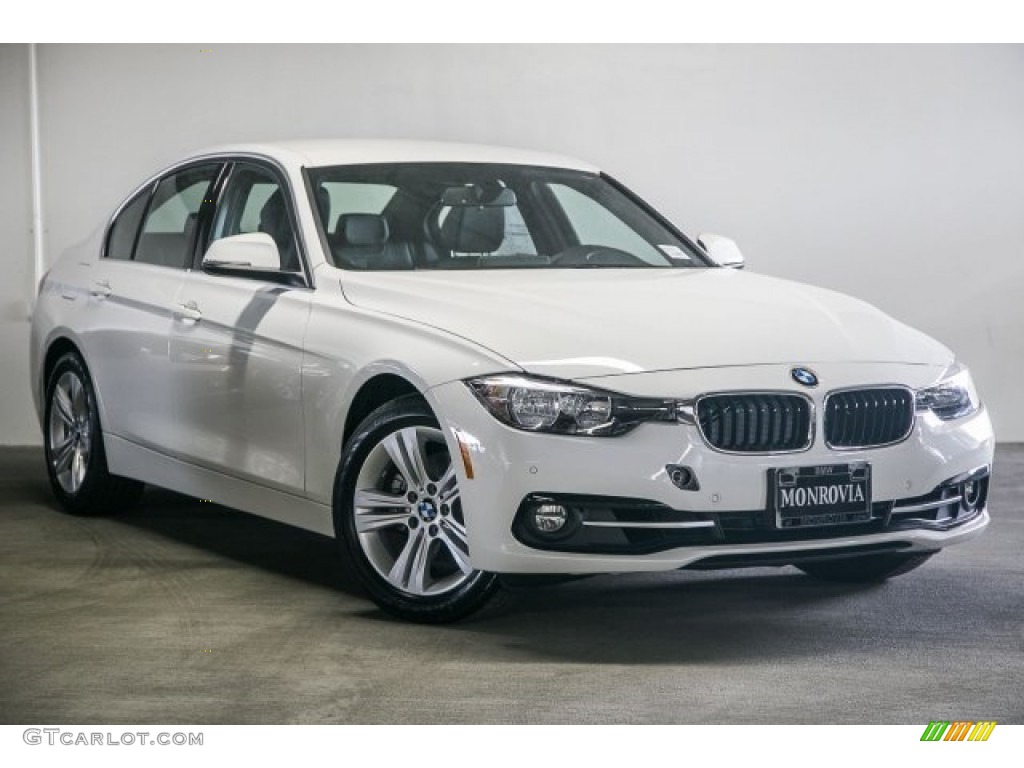 2017 3 Series 330i Sedan - Alpine White / Black photo #12