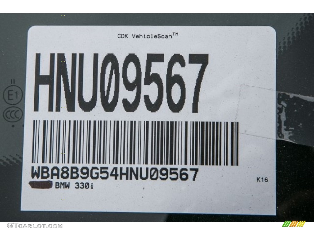 2017 3 Series 330i Sedan - Alpine White / Black photo #10