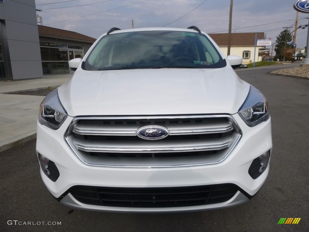 2017 Escape SE 4WD - Oxford White / Charcoal Black photo #2