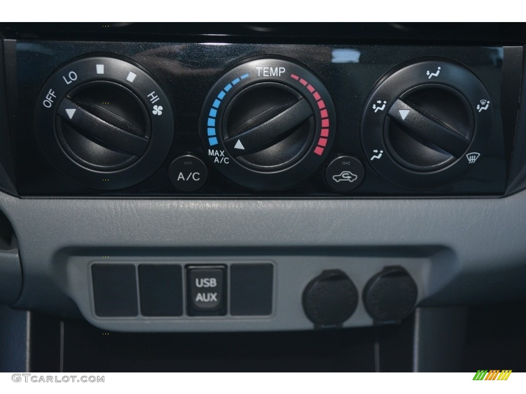 2015 Tacoma V6 PreRunner Double Cab - Black / Graphite photo #20