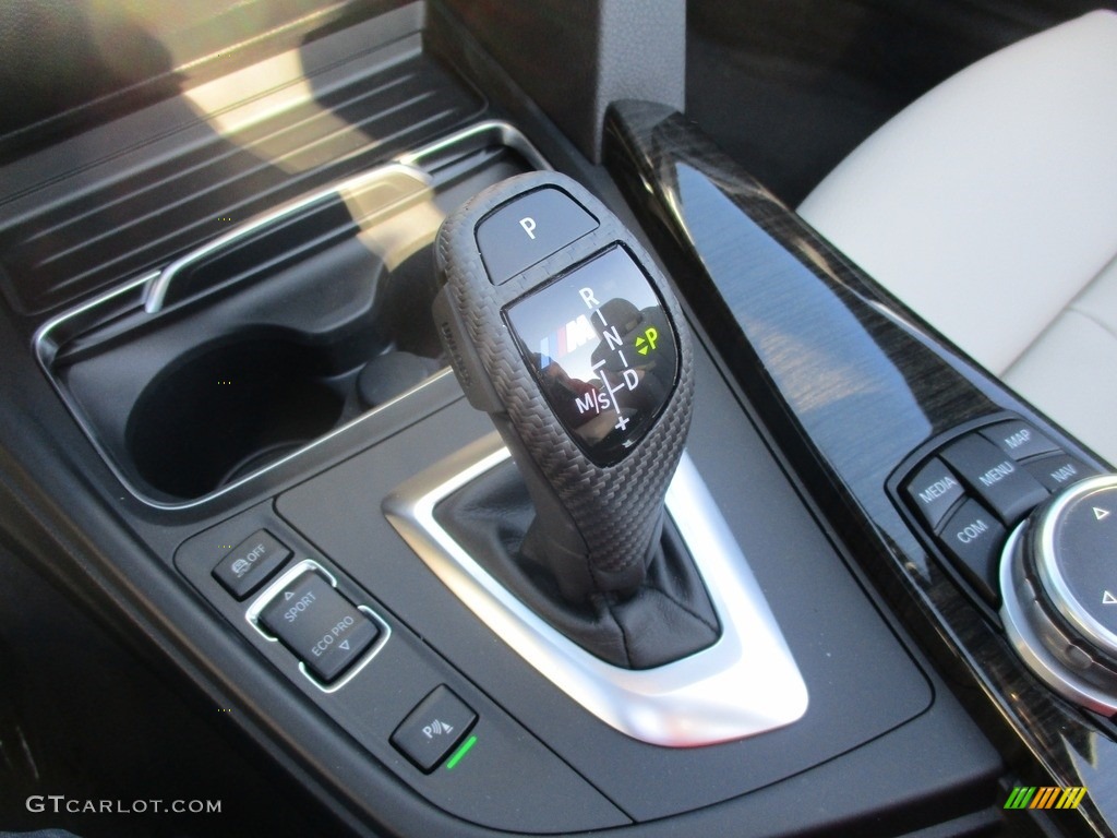 2017 BMW 4 Series 440i xDrive Convertible Transmission Photos
