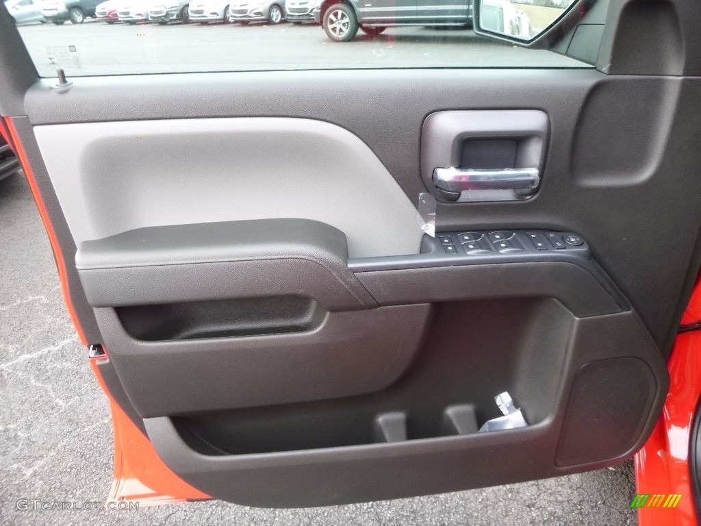2017 Chevrolet Silverado 1500 Custom Double Cab 4x4 Door Panel Photos