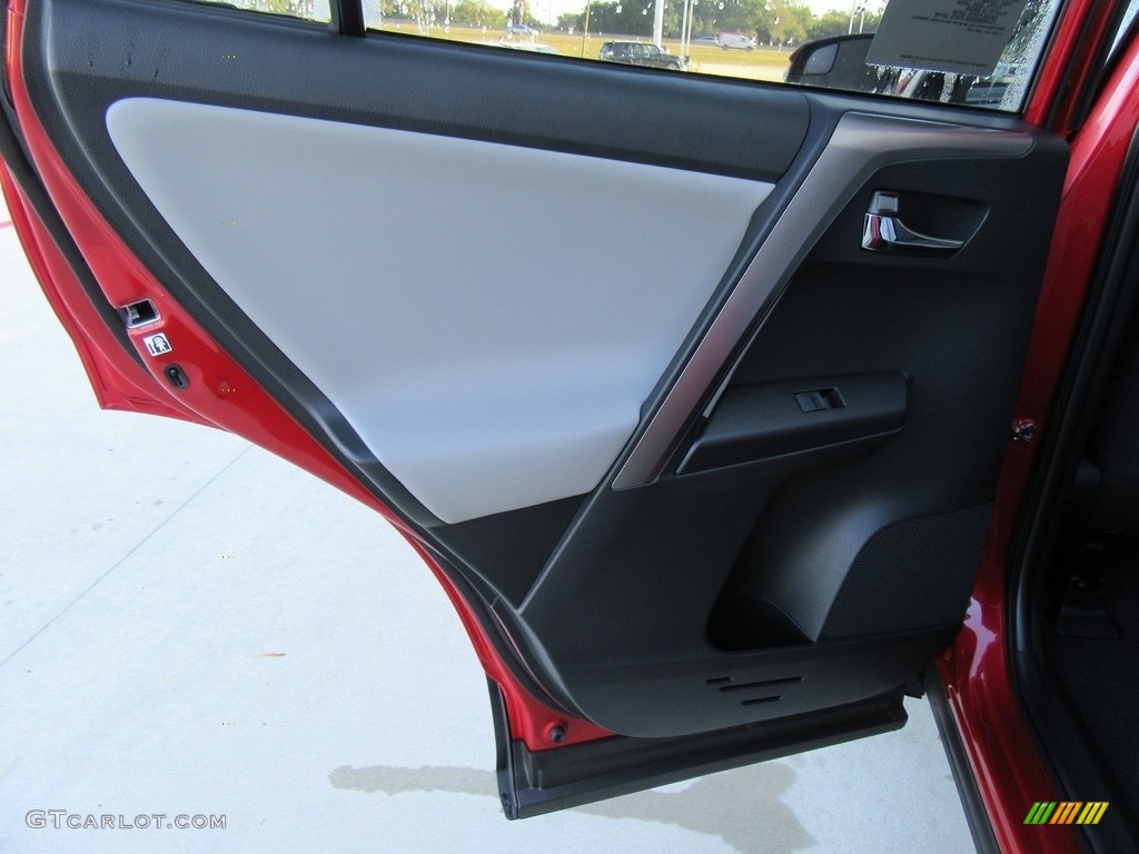 2017 Toyota RAV4 XLE Ash Door Panel Photo #117067647