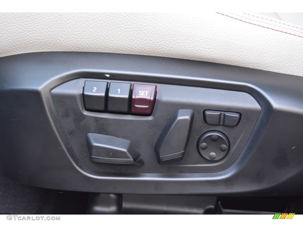 2016 BMW X4 M40i Controls Photo #117067674