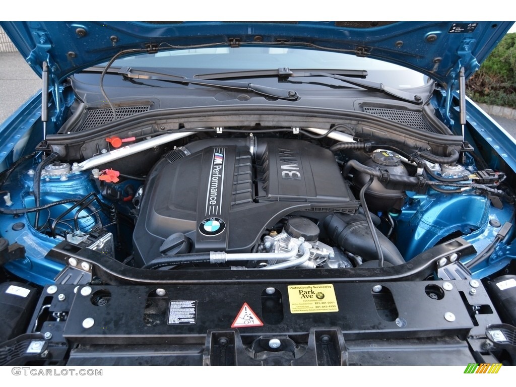 2016 BMW X4 M40i Engine Photos