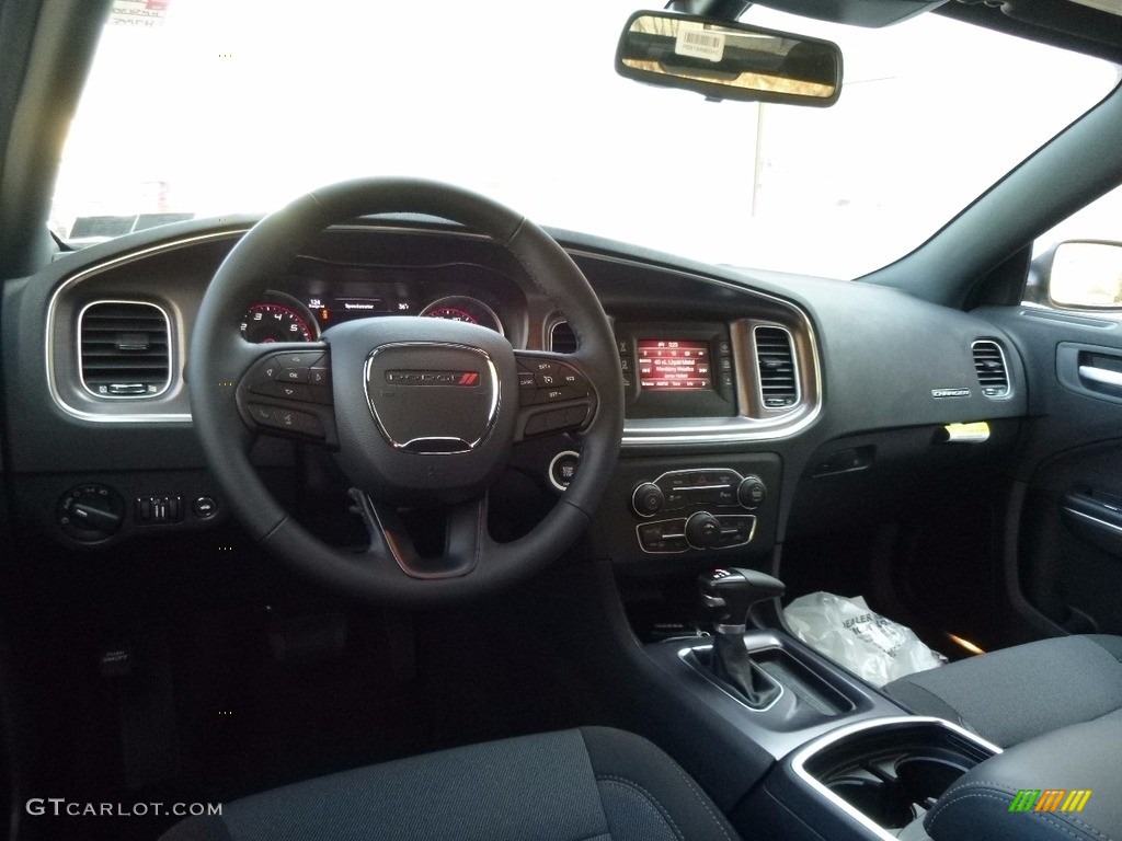 2017 Dodge Charger SE AWD Interior Color Photos