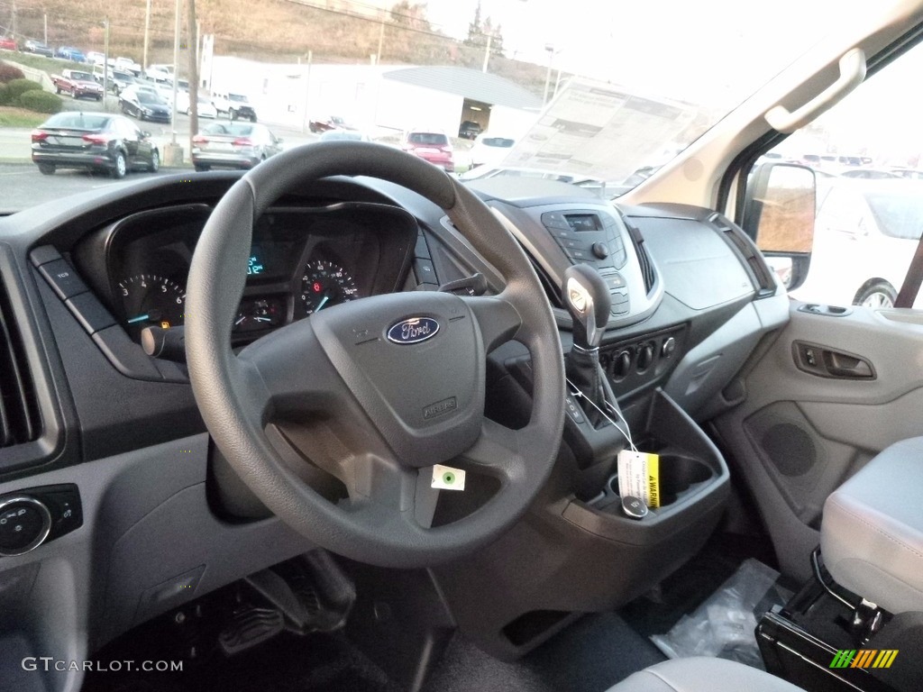 2017 Ford Transit Van 350 MR Long Dashboard Photos