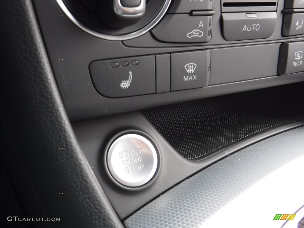 2017 Audi Q3 2.0 TFSI Premium Plus quattro Controls Photo #117075072
