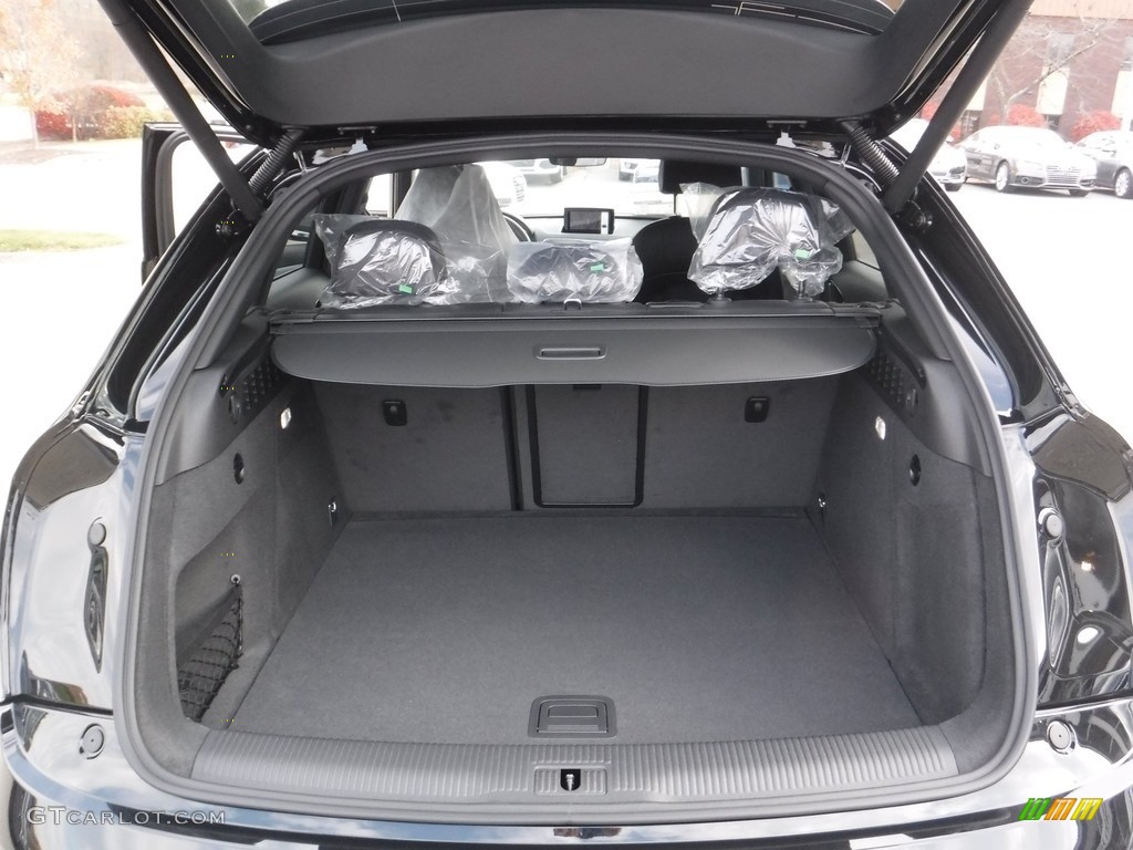 2017 Audi Q3 2.0 TFSI Premium Plus quattro Trunk Photo #117075273