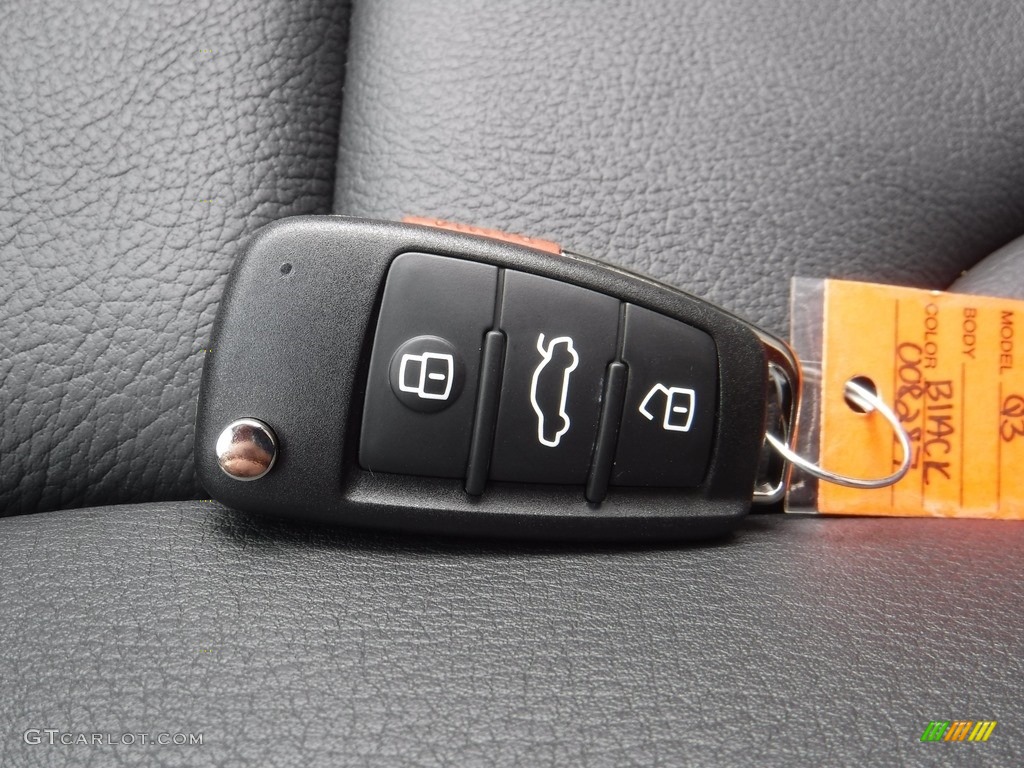 2017 Audi Q3 2.0 TFSI Premium Plus quattro Keys Photo #117075405