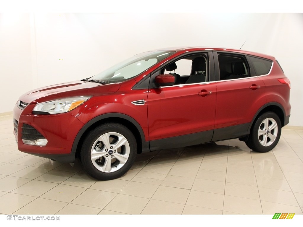 2016 Escape SE - Ruby Red Metallic / Charcoal Black photo #3