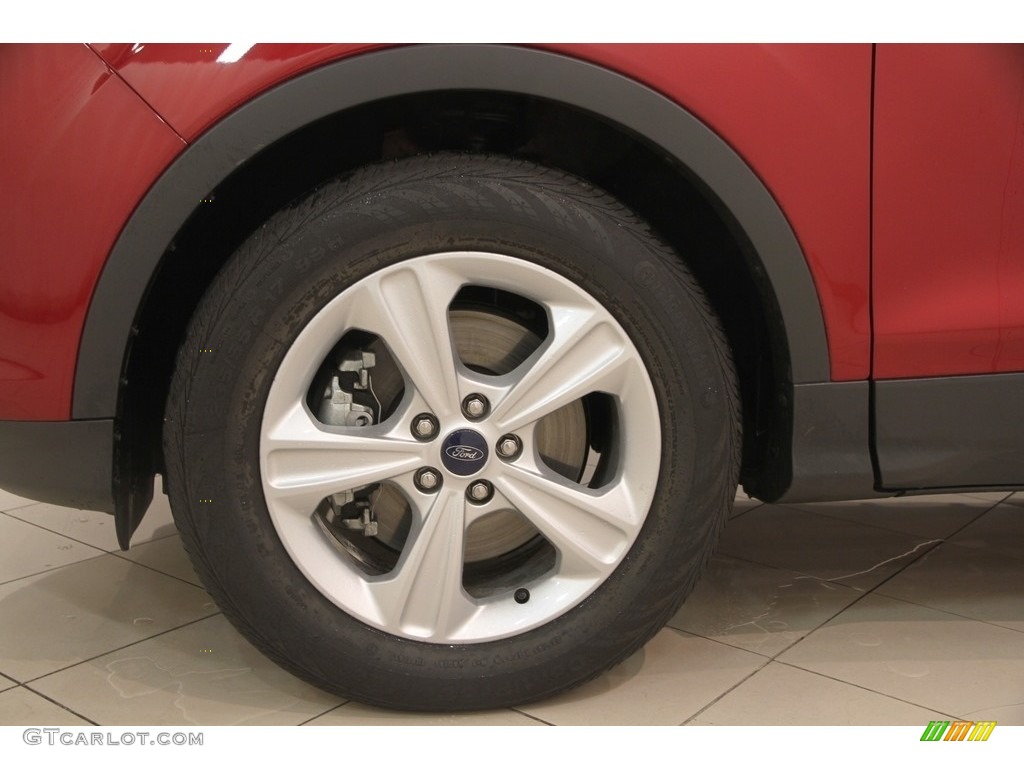 2016 Escape SE - Ruby Red Metallic / Charcoal Black photo #21
