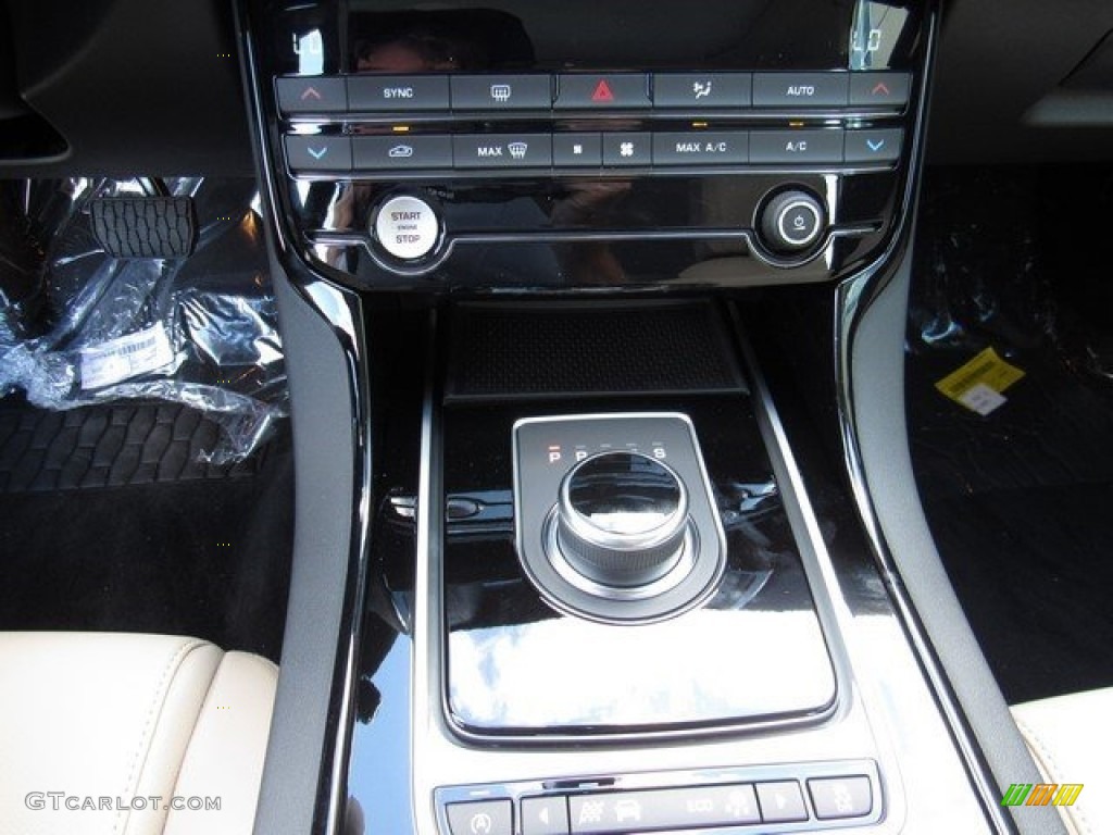 2017 Jaguar XE 20d Premium Transmission Photos
