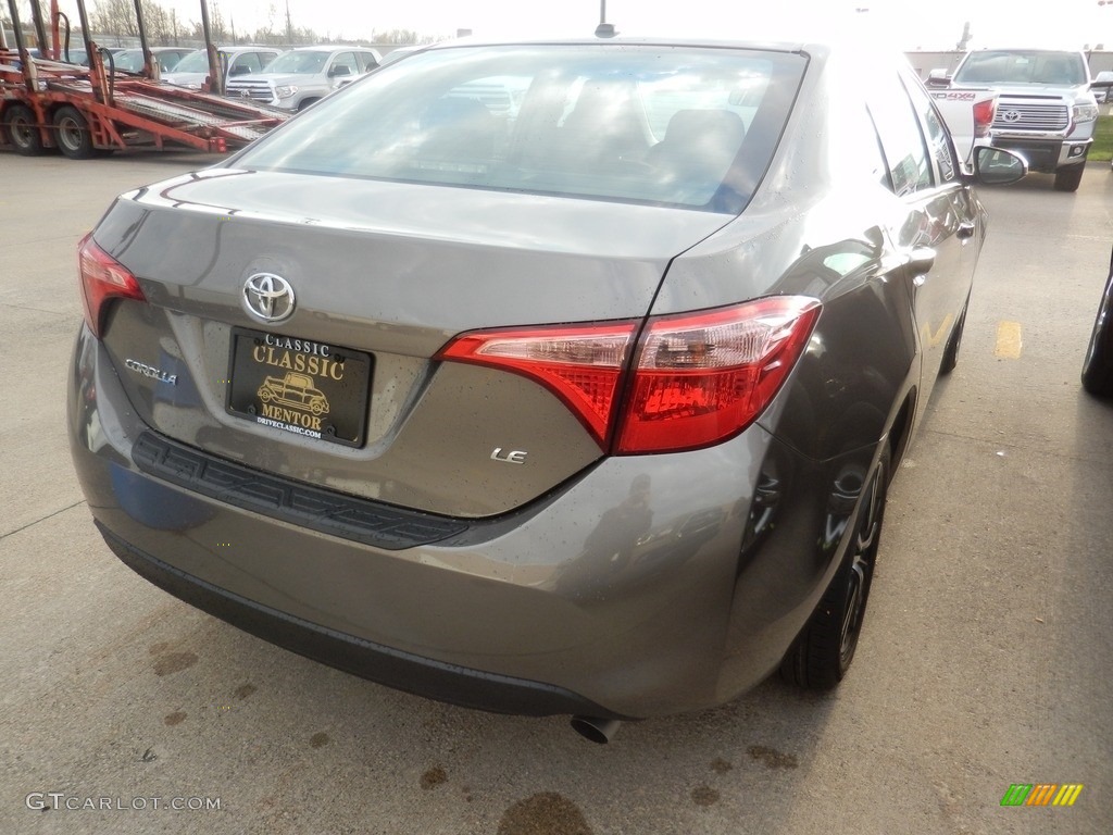 2017 Corolla LE - Falcon Gray Metallic / Black photo #2