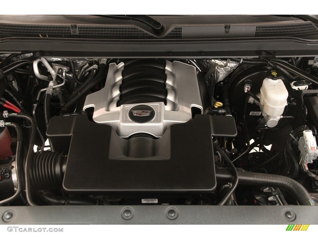 2016 Cadillac Escalade Platinum 4WD Engine Photos