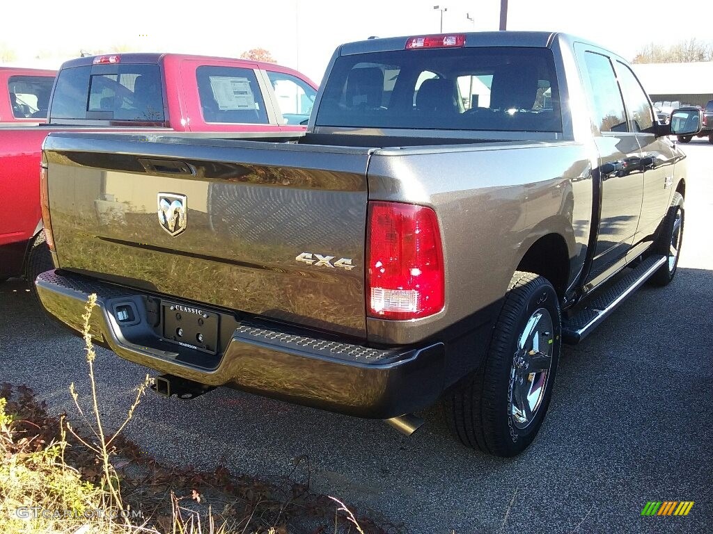 2017 1500 Express Crew Cab 4x4 - Granite Crystal Metallic / Black/Diesel Gray photo #2