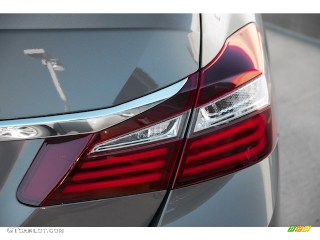 2017 Accord LX Sedan - Modern Steel Metallic / Gray photo #4