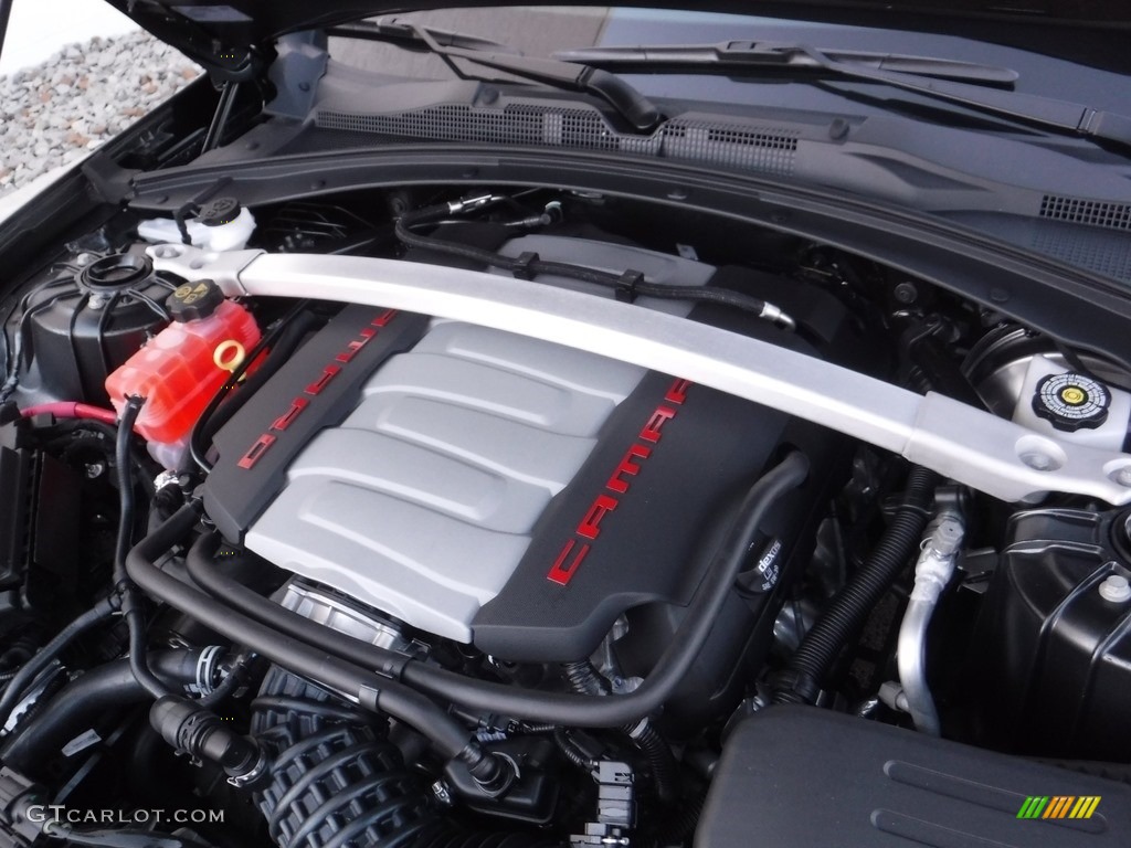 2017 Chevrolet Camaro SS Convertible 50th Anniversary Engine Photos