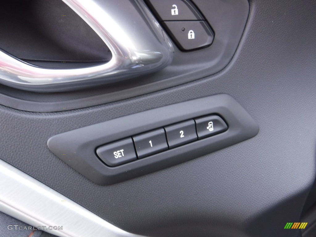 2017 Chevrolet Camaro SS Convertible 50th Anniversary Controls Photo #117111055