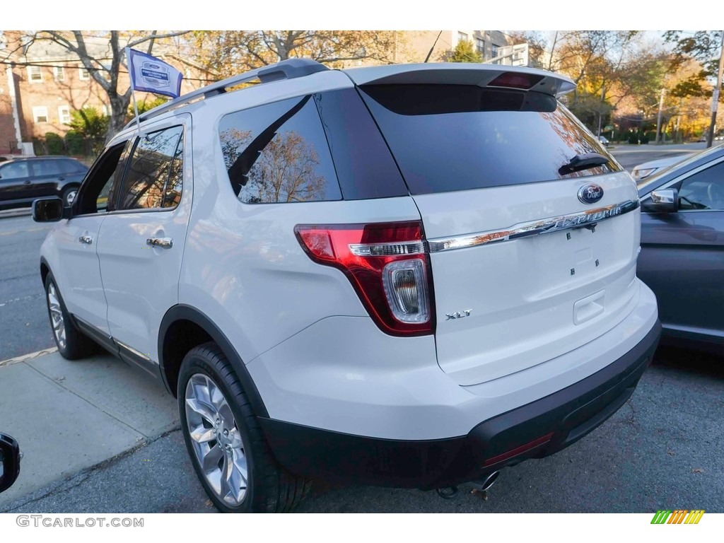 2014 Explorer XLT 4WD - White Platinum / Medium Light Stone photo #3