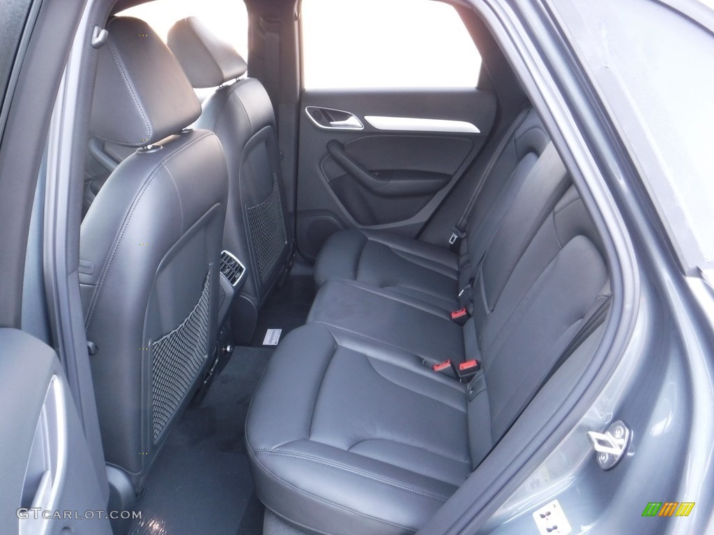2017 Q3 2.0 TFSI Premium Plus quattro - Monsoon Gray Metallic / Black photo #32