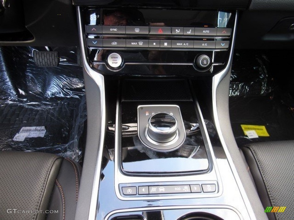 2017 Jaguar XE 20d Prestige 8 Speed Automatic Transmission Photo #117124537