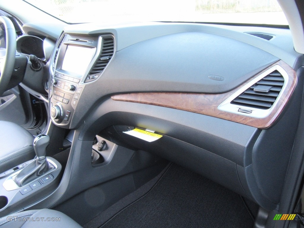 2017 Hyundai Santa Fe Limited Ultimate Black Dashboard Photo #117132788