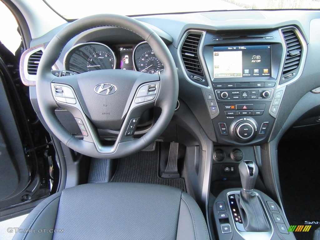 2017 Hyundai Santa Fe Limited Ultimate Dashboard Photos