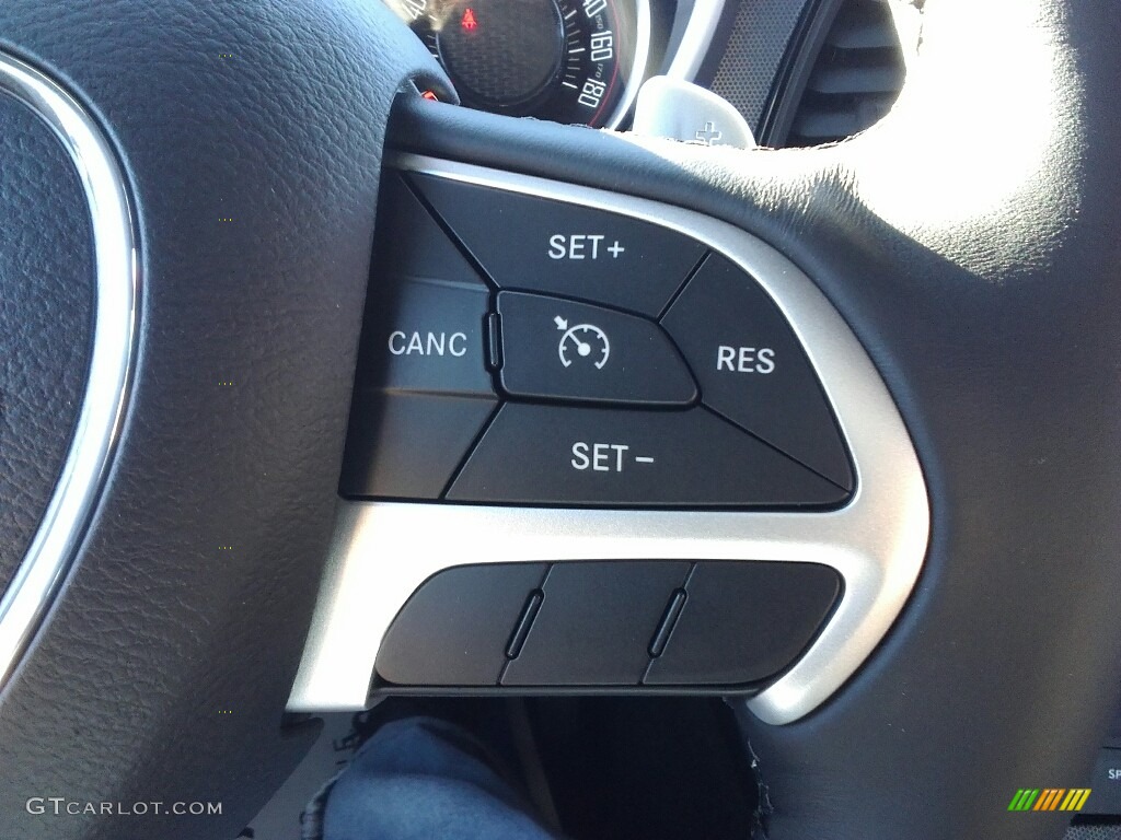 2017 Dodge Challenger R/T Scat Pack Controls Photo #117133766