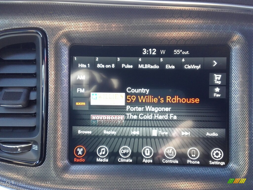 2017 Dodge Challenger R/T Scat Pack Audio System Photo #117133805