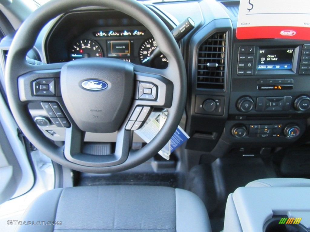 2017 F150 XL SuperCab - Oxford White / Earth Gray photo #24