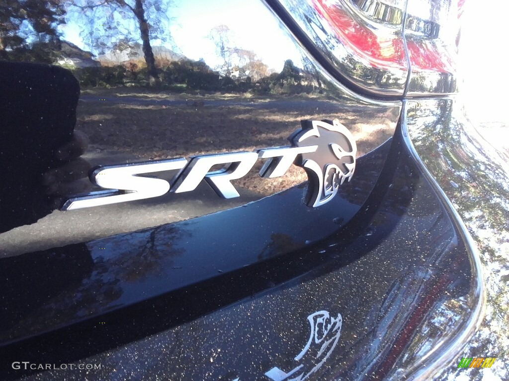 2017 Dodge Charger SRT Hellcat Marks and Logos Photo #117135713