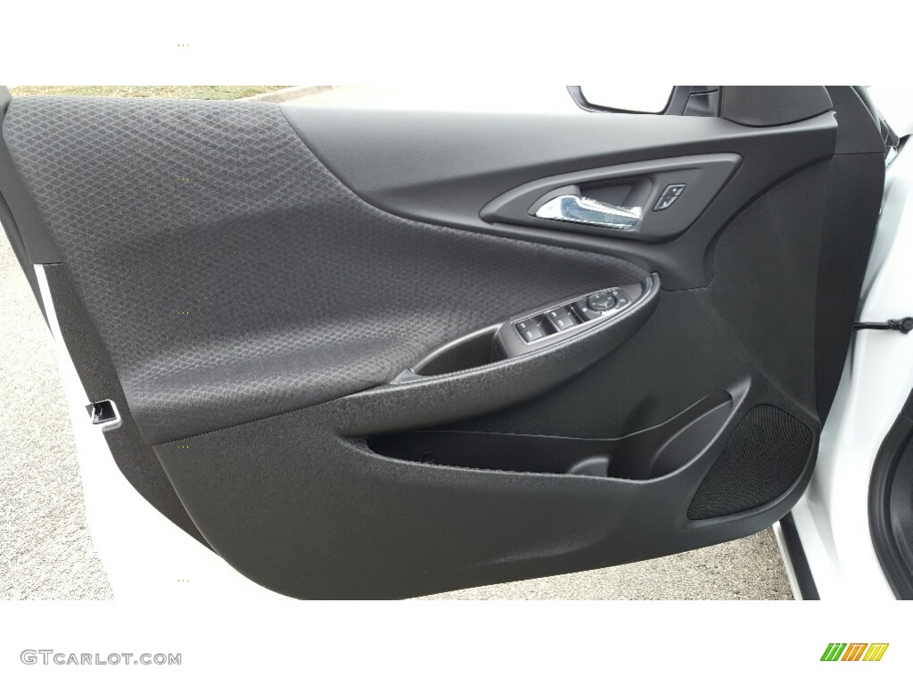 2017 Malibu LT - Iridescent Pearl Tricoat / Jet Black photo #6