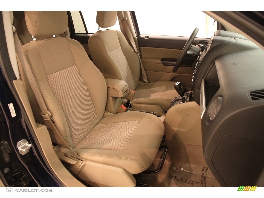 2016 Compass Sport - True Blue Pearl / Light Pebble Beige/Dark Slate Gray photo #14