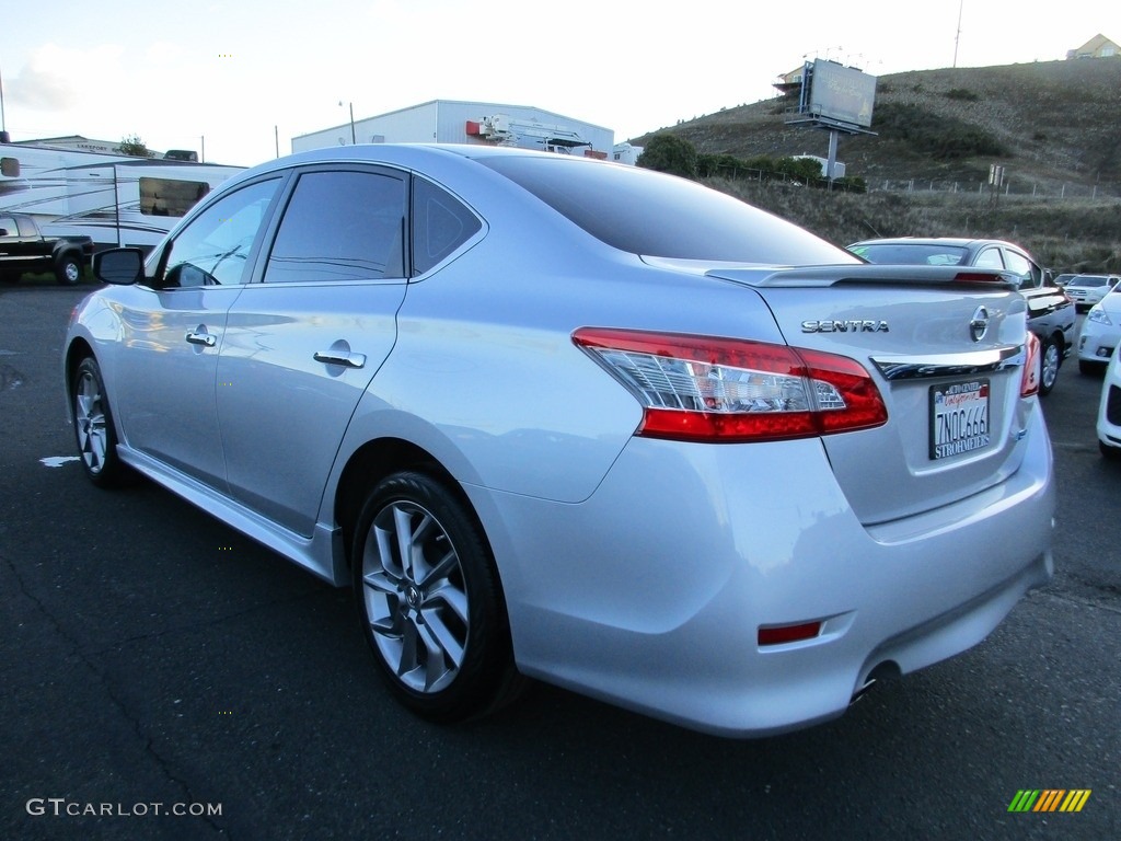 2014 Sentra SR - Brilliant Silver / Charcoal photo #5