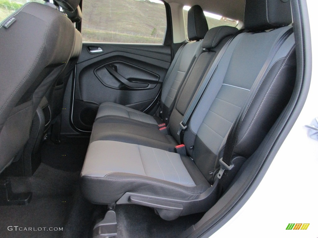 2015 Escape SE - Oxford White / Charcoal Black photo #21