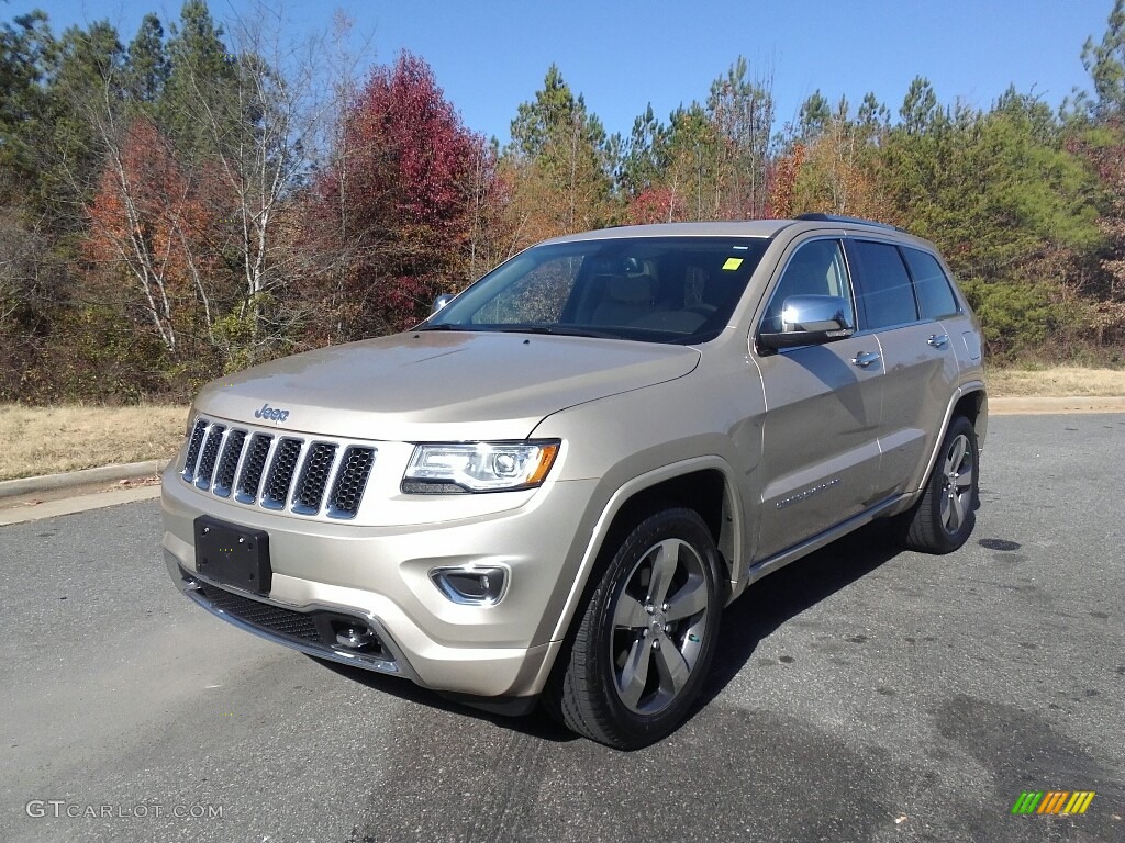 2015 Grand Cherokee Overland 4x4 - Cashmere Pearl / Brown/Light Frost Beige photo #2