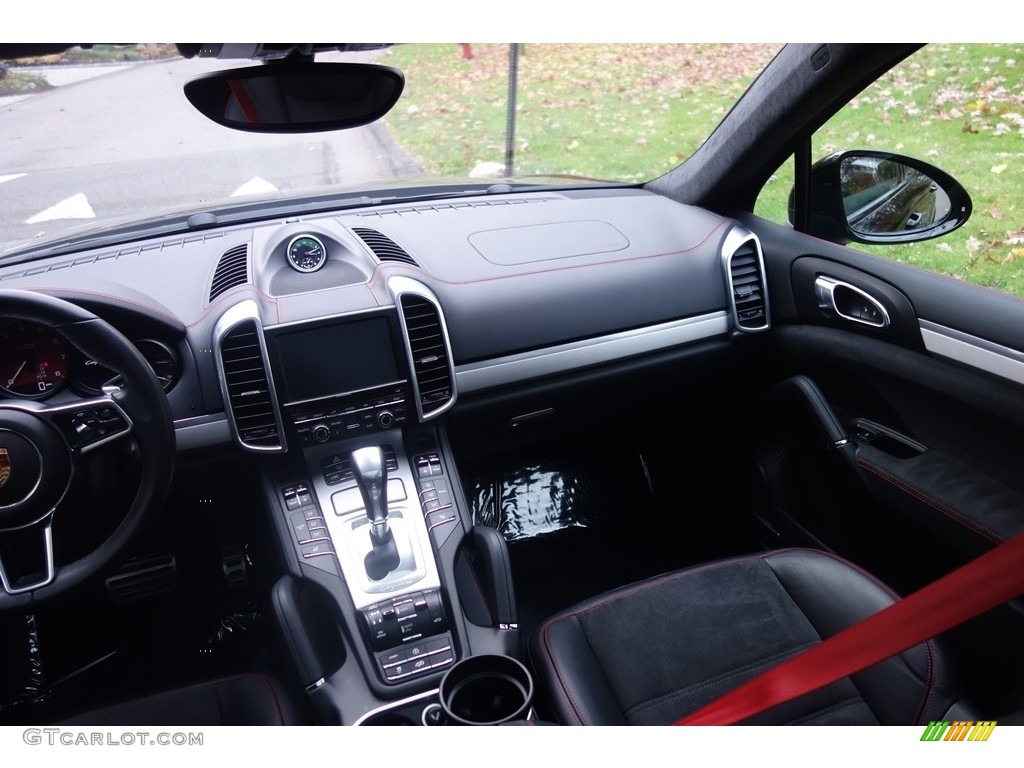 2016 Cayenne GTS - Black / Black w/Alcantara photo #16