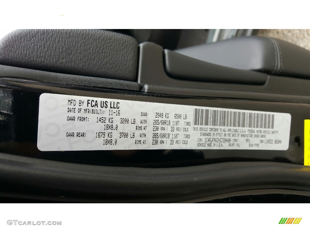 2017 Grand Cherokee Laredo E 4x4 - Diamond Black Crystal Pearl / Black photo #7