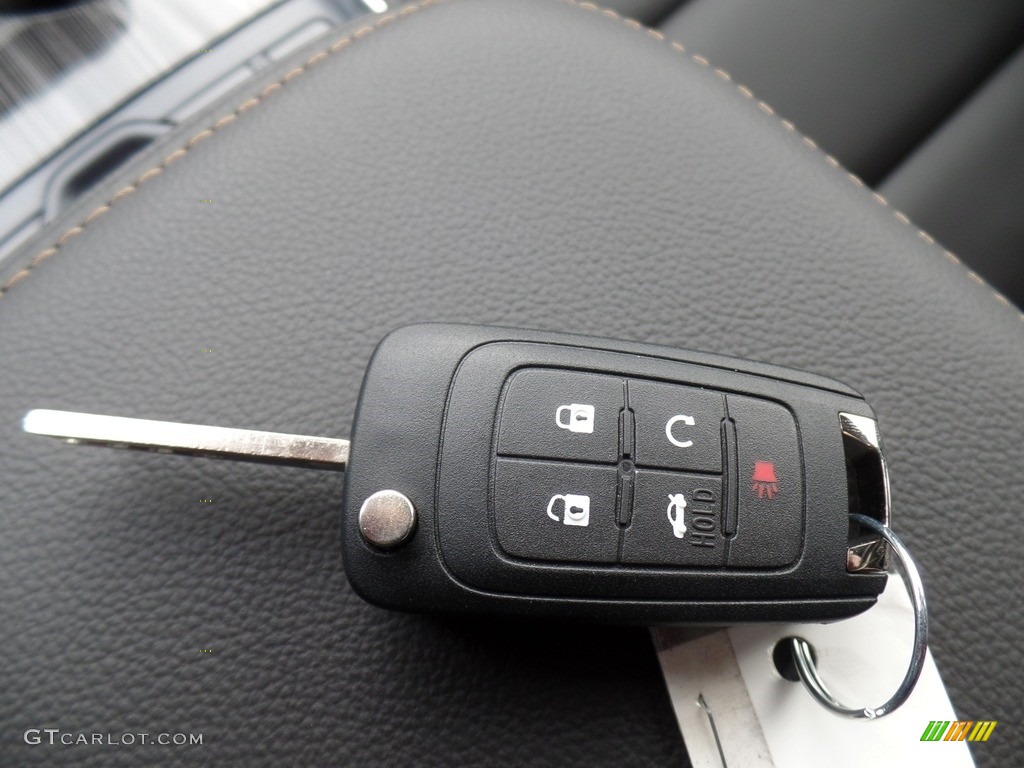 2017 Chevrolet Impala LT Keys Photo #117150839