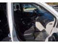 Stone White - Grand Caravan SE Photo No. 19