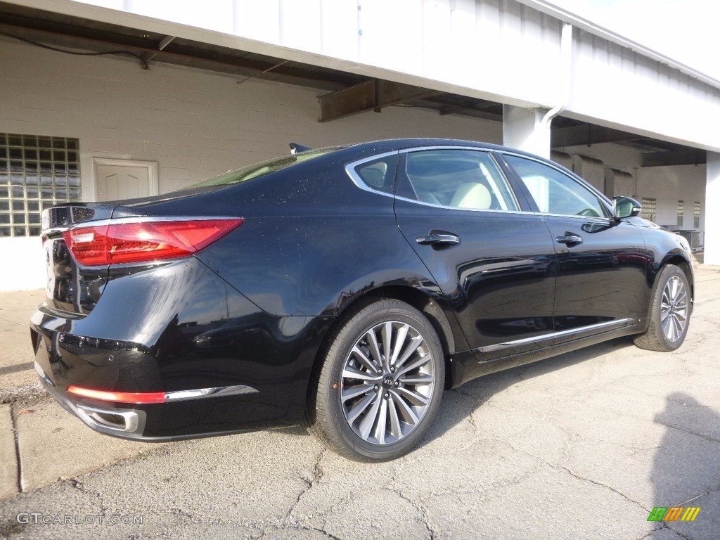 2017 Cadenza Premium - Aurora Black / Beige photo #2