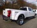 White Platinum - F350 Super Duty Lariat Crew Cab 4x4 Photo No. 2
