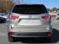 2016 Creme Brulee Mica Toyota Highlander XLE  photo #26