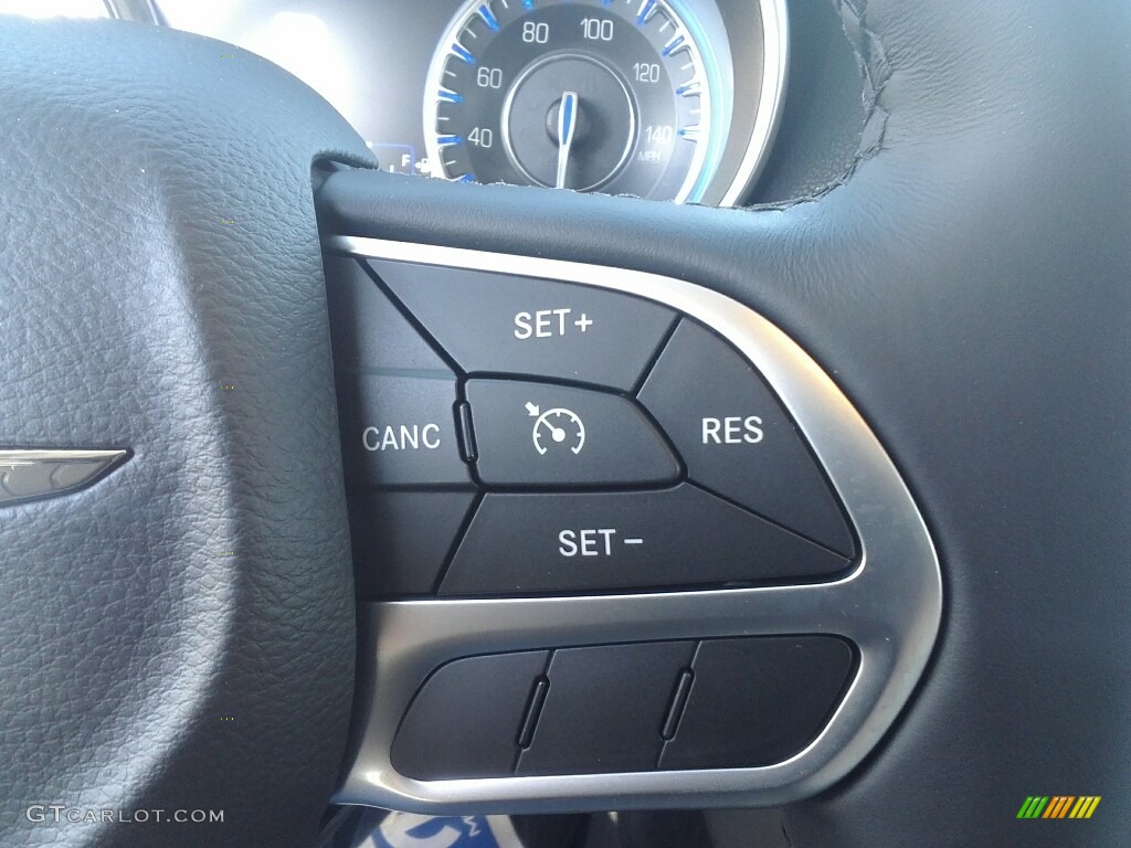 2017 Chrysler 300 Limited Controls Photo #117162283