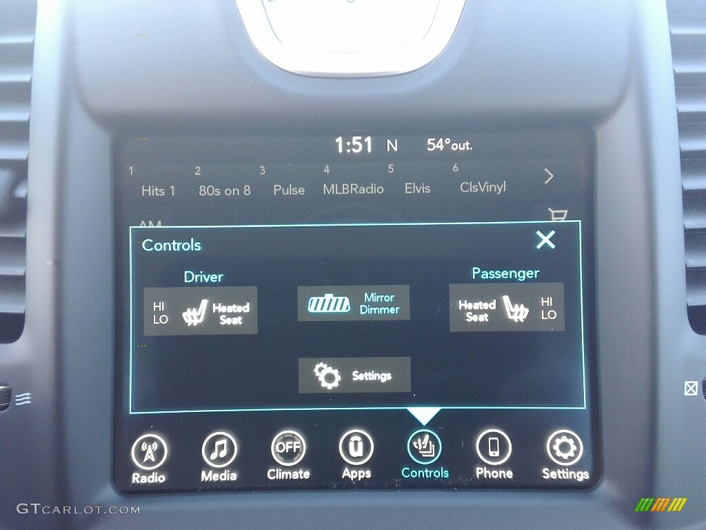 2017 Chrysler 300 Limited Controls Photo #117162343
