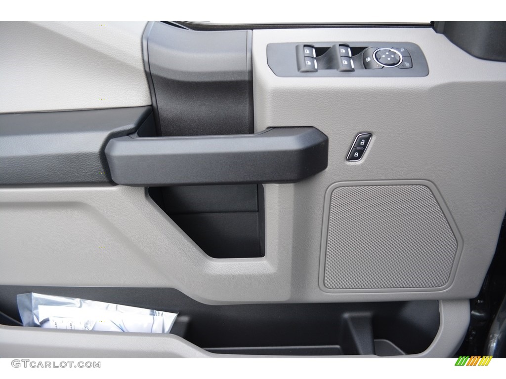 2017 F150 XL SuperCab 4x4 - Magnetic / Earth Gray photo #7