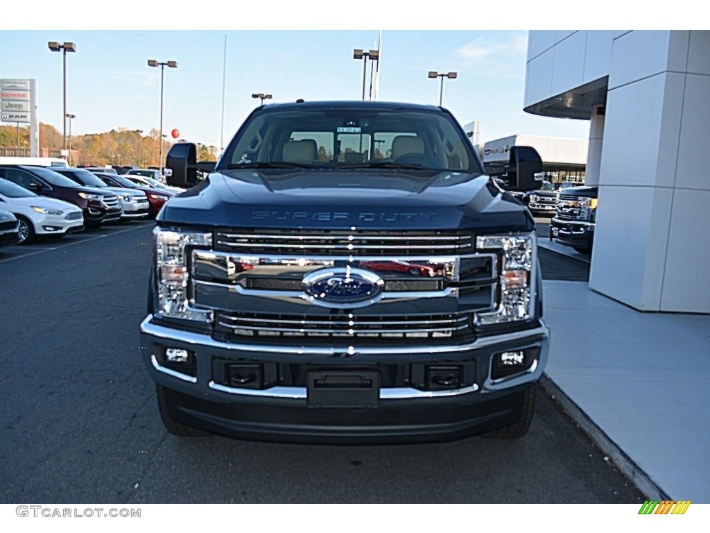 2017 F350 Super Duty Lariat Crew Cab 4x4 - Blue Jeans / Camel photo #4