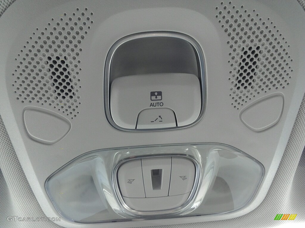 2017 Fiat 500X Lounge Controls Photos