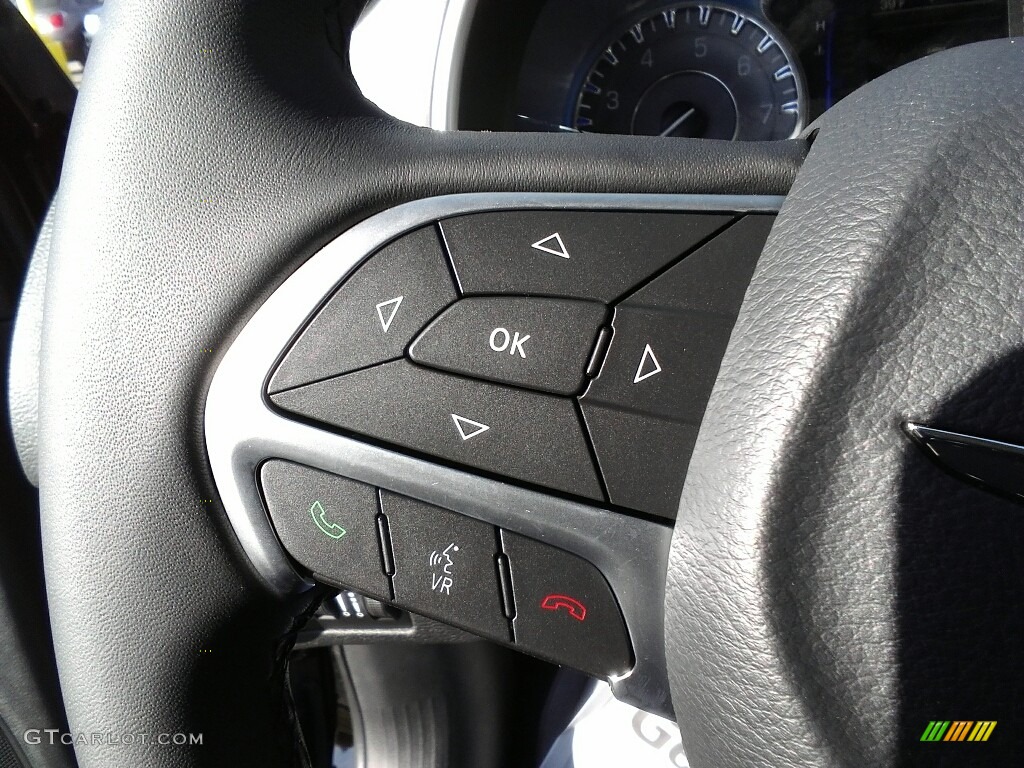 2017 Chrysler 200 Touring Controls Photo #117164872